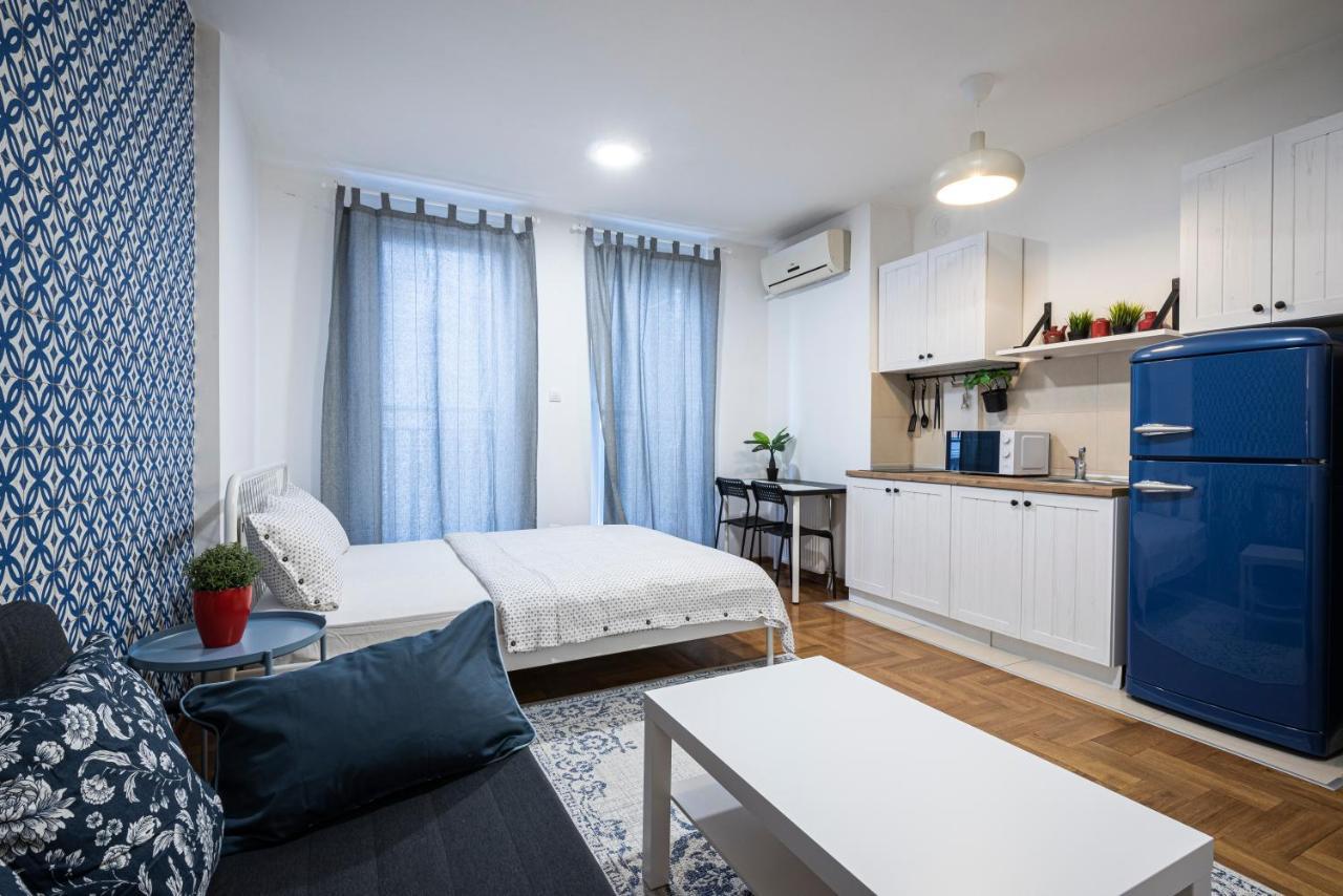 !Promo! Сentral Safe N Sound Studio-Free Private Parking-Fast Wi-Fi Novi Sad Dış mekan fotoğraf